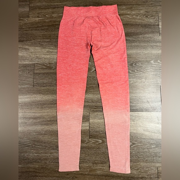 Ombré Pink High-Waisted Full Length Seamless Leggings Size Large - Picture 4 of 5